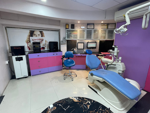 Slider image (6) Silver Smile Dental Specialist